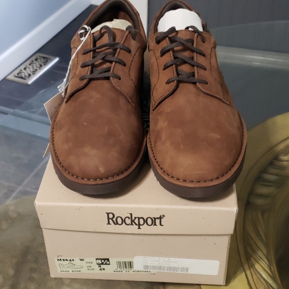ROCKPORT CASUAL DRESS SHOES. NWT
